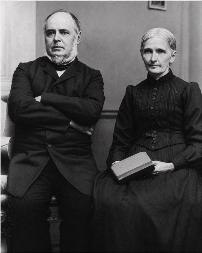 B. T. e Ellen Roberts